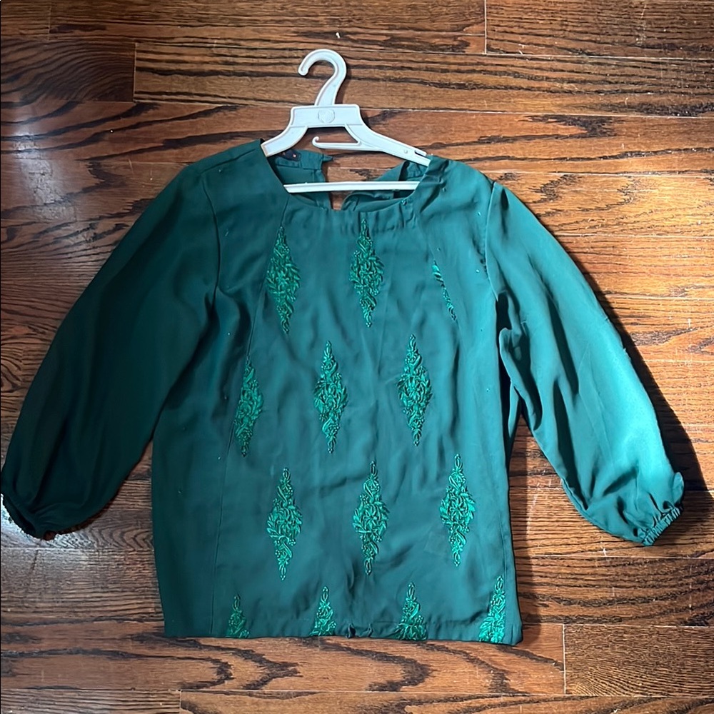 Green Boxy 3/4 Sleeve Blouse
